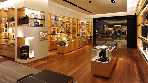 where is the best place to buy louis vuitton|louis vuitton factory outlet.